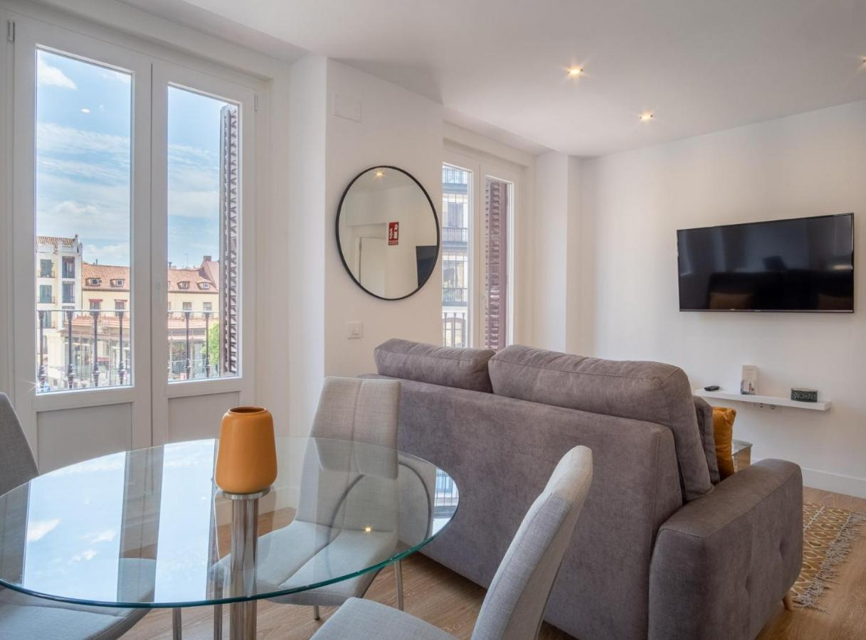 Charming Apartment For 4 Steps Away From Mercado De San Miguel , Calle Mayor IV Madrid Kültér fotó