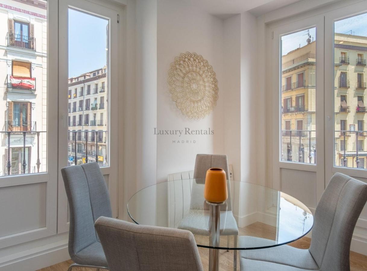 Charming Apartment For 4 Steps Away From Mercado De San Miguel , Calle Mayor IV Madrid Kültér fotó